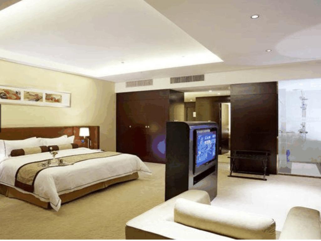 Jiazheng International Energy Hotel Huaqiao  Exterior photo
